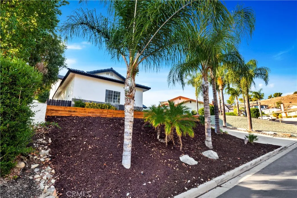 29707 Yellow Gold Drive, Canyon Lake, California 92587 home-pic-45